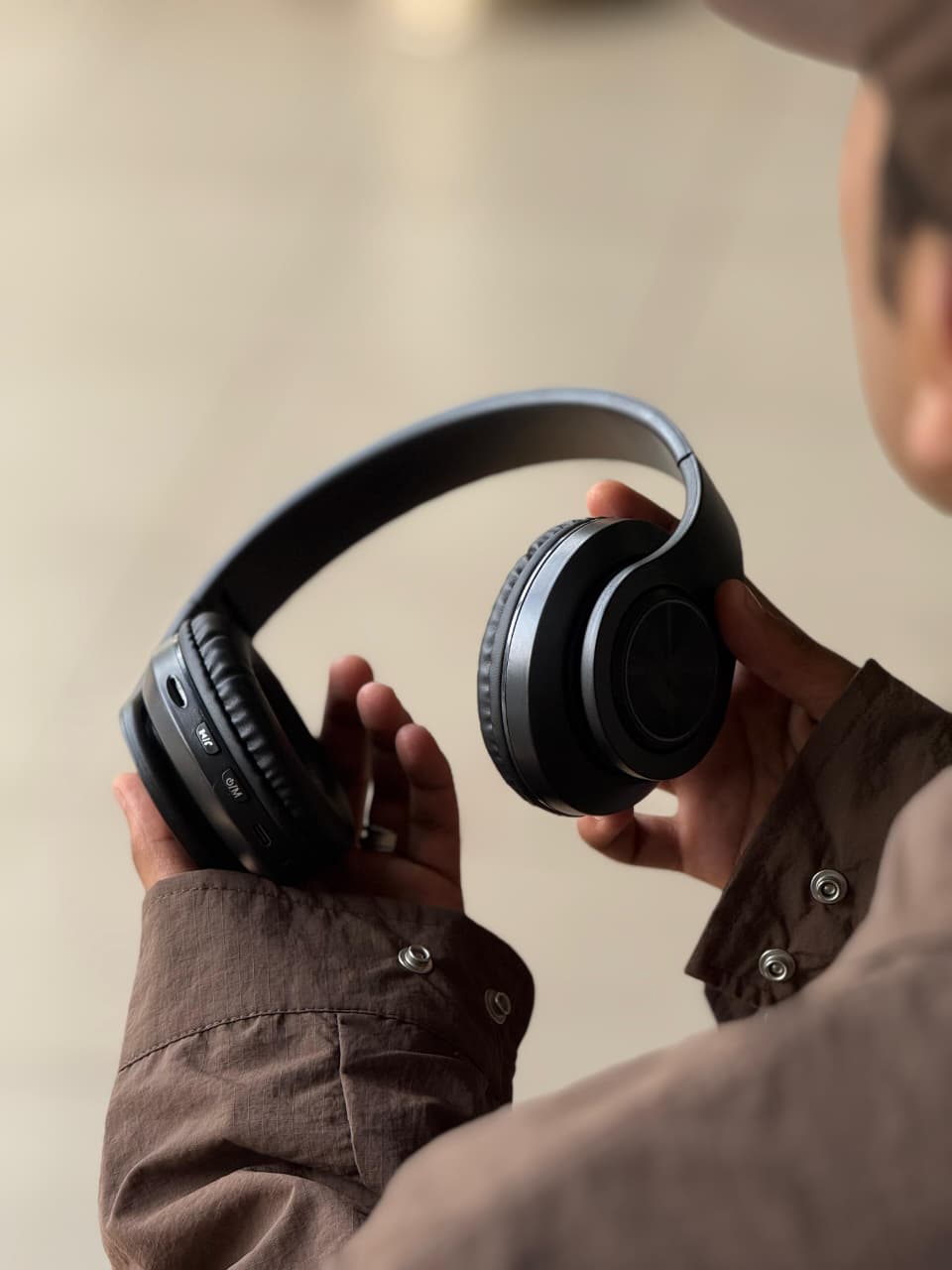 boAt 450 Wireless Bluetooth Headphones